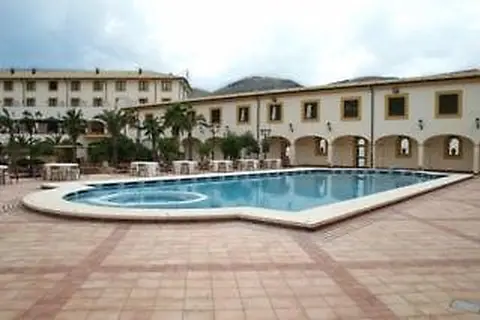 Al Balhara Resort in Monreale — foto 3