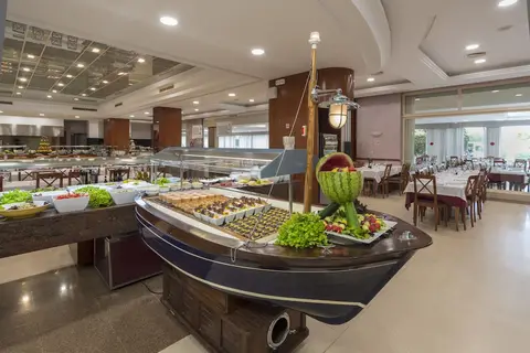 4R Regina Gran Hotel in Salou — foto 30