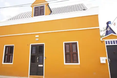 Bario Hotel in Willemstad — foto 19