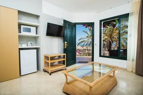 HL Club Playa Blanca Hotel in Yaiza — foto 21