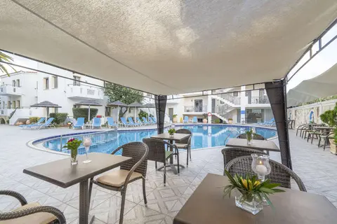Flamingos Hotel in Chania — foto 24