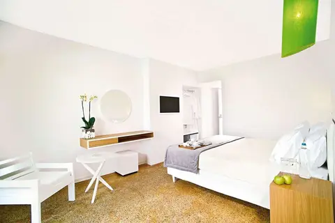 Marathon Beach Resort in Νέα Μάκρη — foto 11