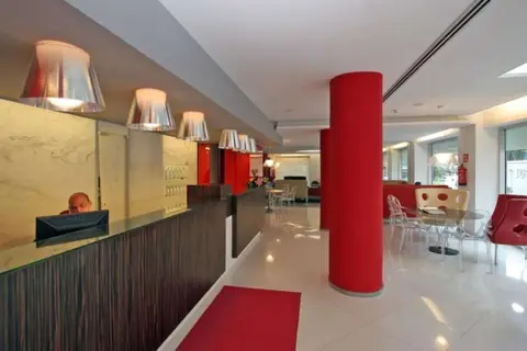 Oasis Plaza in Benidorm — foto 13