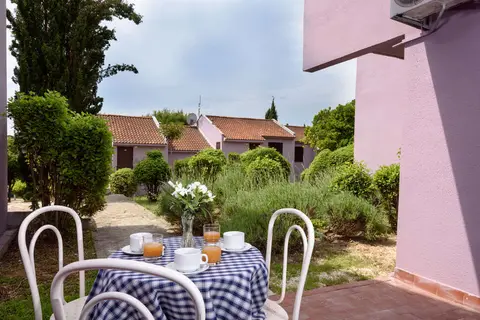 Appartementen Medena in Seget Donji — foto 17