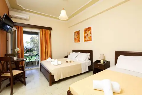 Molfetta Beach Hotel in Γουβιά — foto 4