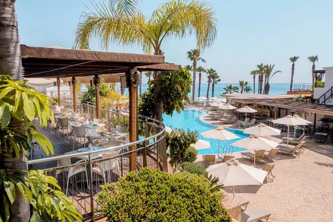 Louis Althea Beach in Παραλίμνι — foto 8