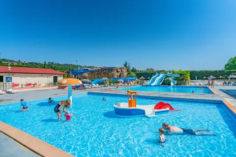 Camping Château De Galaure foto 16