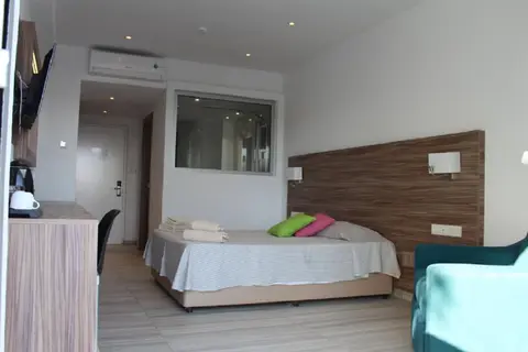 Fedrania Hotel in Ayia Napa — foto 11