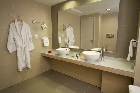 Capital Coast Resort & Spa in Paphos — foto 29