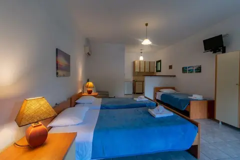 Rivendell Holiday Appartments in Κάτω Κορακιάνα — foto 3