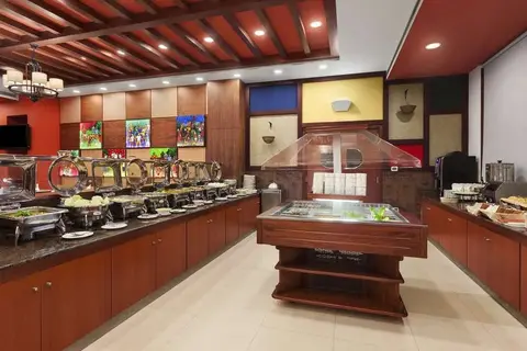 Ramada by Wyndham Dubai Deira in ديرة — foto 21