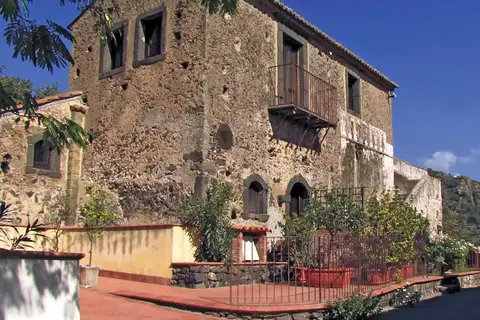Gole Alcantara Botanical & Geological Park Argoturismo Il Borgo in Castiglione Di Sicilia — foto 2