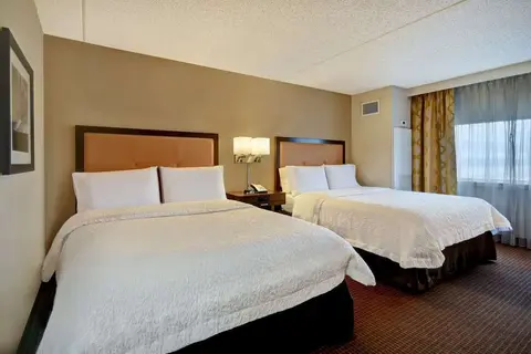 Hotel Hampton Inn JFK in New York — foto 2