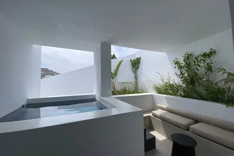 Cubic Hotel in Ornos, foto 23