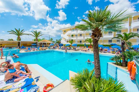 Poseidon Beach in Laganas Municipal Unit — foto 4