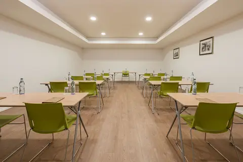 Neat Hotel Avenida in Ponta Delgada — foto 15