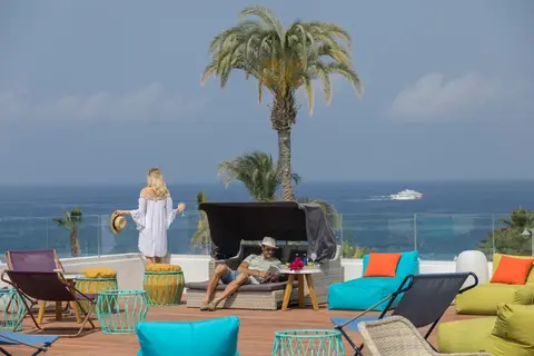 Leonardo Laura Beach & Splash Resort in Paphos — foto 11