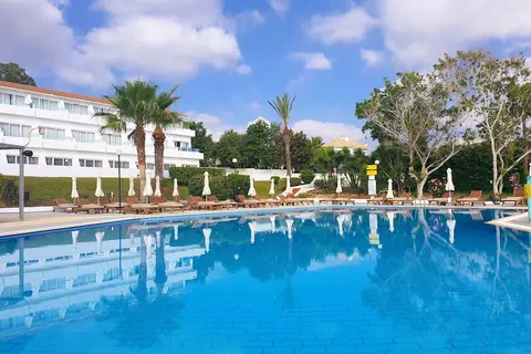 Adelais Bay in Paralimni — foto 15