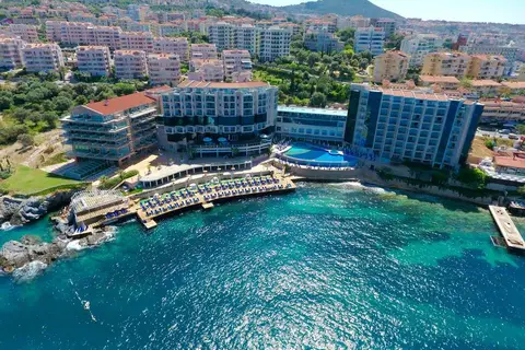 Charisma De Luxe Hotel in Kuşadası — foto 2