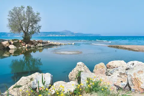 Kiani Beach Resort in Καλύβες — foto 13