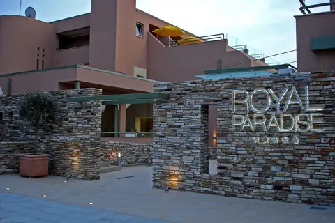 Royal Paradise Beach Resort & Spa in Ποτός — foto 2