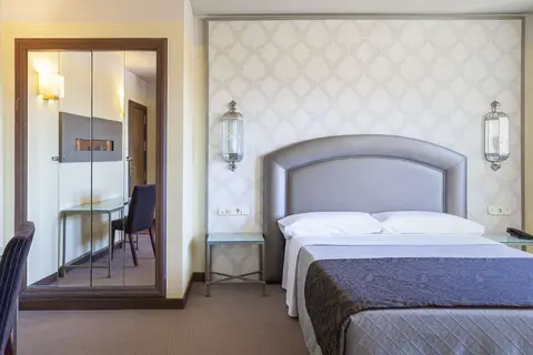 Hotel Macia Alfaros in Córdoba — foto 4