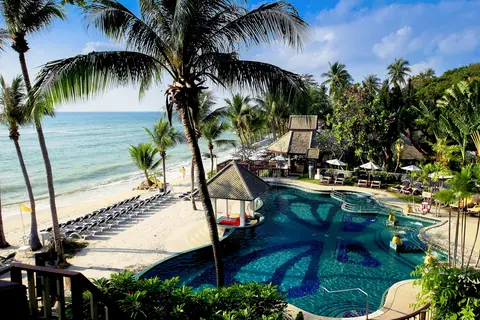 Centara Villas Samui in บ้านหัวถนน