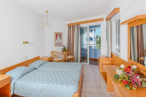 Continental Palace in Ηρακλής — foto 5