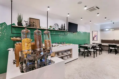 Hotel Mistral St. Julian's Affiliated by Meli in San Ġiljan — foto 6