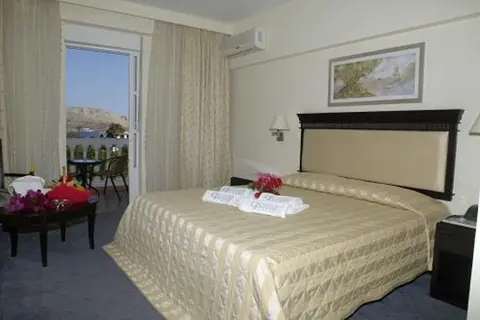 Crithoni's Paradise Hotel in Άλινδα — foto 7
