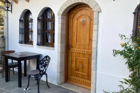 Hotel Praga in Gjirokastra, foto 25