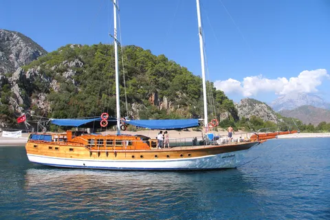 Blue Cruise & Aska Lara in Niksar — foto 3