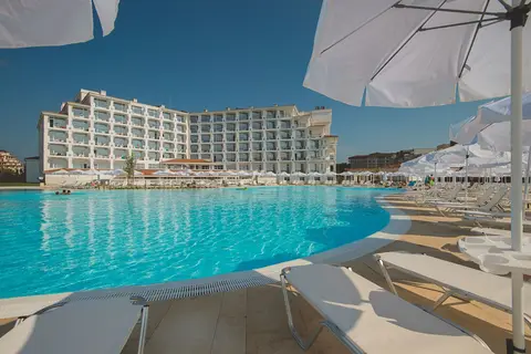 Sunrise Blue Magic Resort in Свети Влас — foto 3