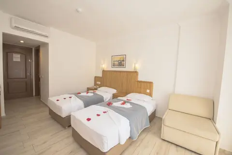 Belcehan Beach Hotel in Fethiye — foto 7