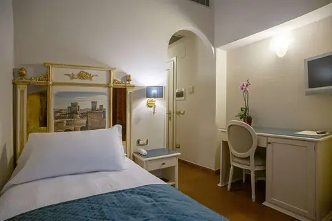 Hotel Donatello Florence in Florence — foto 26