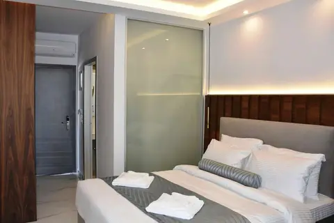 4 You Boutique in Μεταμόρφωση — foto 19