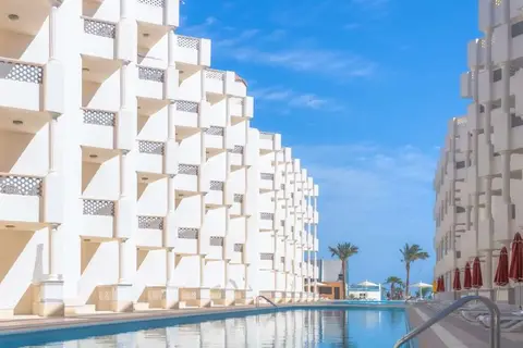 White Valley Palace in Hurghada