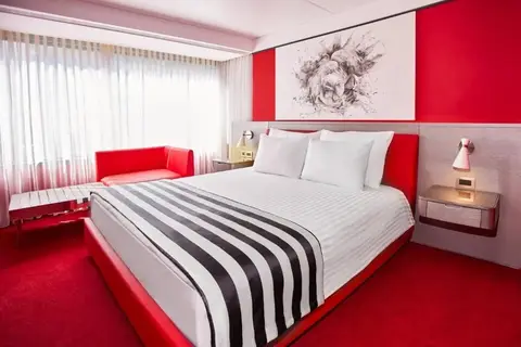 EN Hotel in Konak — foto 5