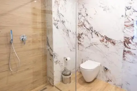 Duka Hotel in Vlora — foto 23