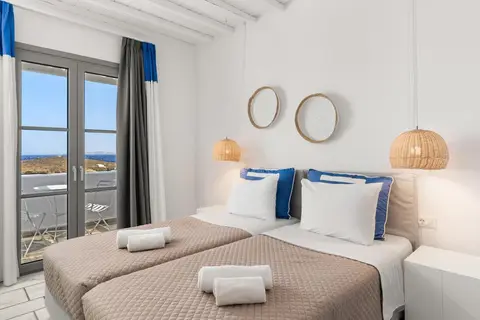 Mr & Mrs White Tinos in Άγιος Ιωάννης — foto 20