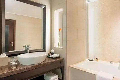 Sheraton Sharjah Beach Resort & Spa in السيف — foto 19