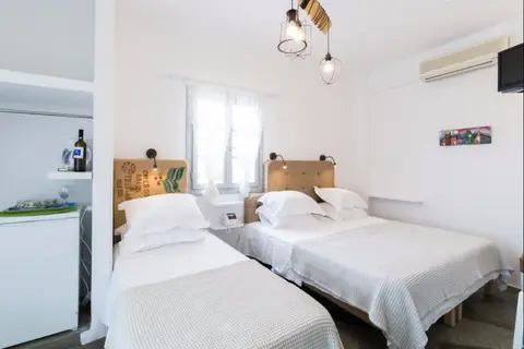 Evi Rooms in Αλυκή — foto 2