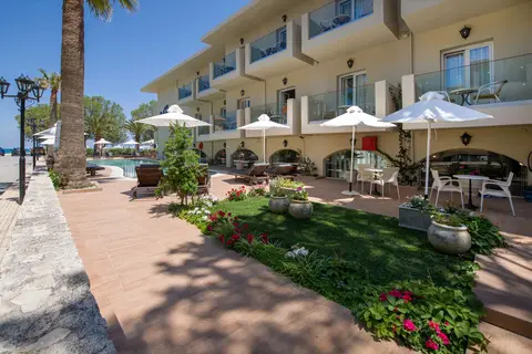 Kalyves Beach Hotel in Καλύβες — foto 8