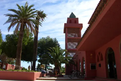 El Templo Del Sol in Vandellòs i l'Hospitalet de l'Infant — foto 19