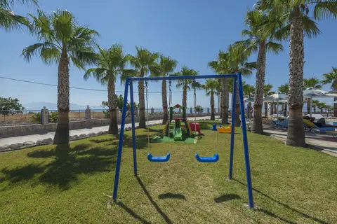Mammis Beach Hotel in Καρδάμαινα — foto 26