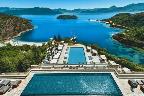 D Maris Bay in Muğla