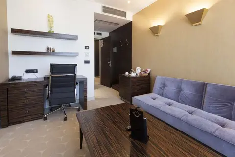 Crystal Hotel Belgrade in Belgrado, foto 6