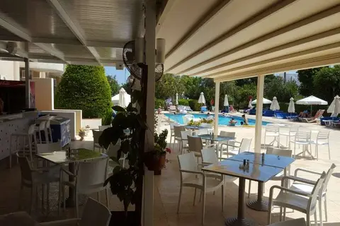Mandalena Hotel Apartments in Mandalena Hotel Apartments, foto 13