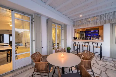 Deliades Hotel in Ορνός — foto 6