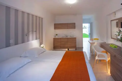 Princessa Vera Hotel Appartementen in Paphos — foto 12
